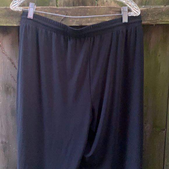 NY Collection black stretchy pants sz. L - Picture 5 of 5